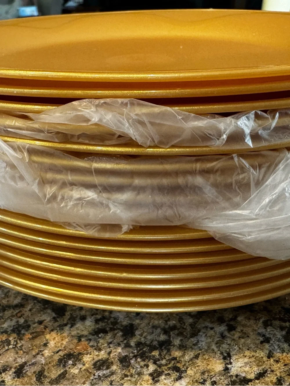 Tupperware 11